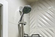 سوئیت مبله 10 در خیابان انقلاب