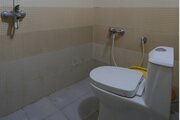 واحد 9 دوخواب در طبقه همکف ویلا در ماسال