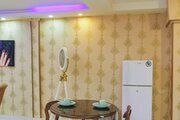 آپارتمان مبله تکخواب طبقه همکف در خیابان جی