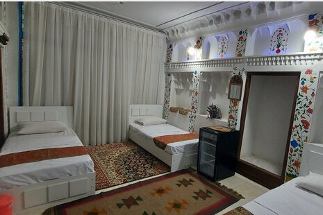 اتاق 3 تخته نارنج در اقامتگاه بوم گردی در اصفهان