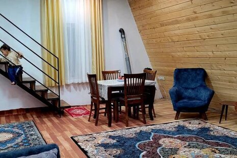 کلبه سوئیسی دوبلکس چوبی دوخواب در اسالم