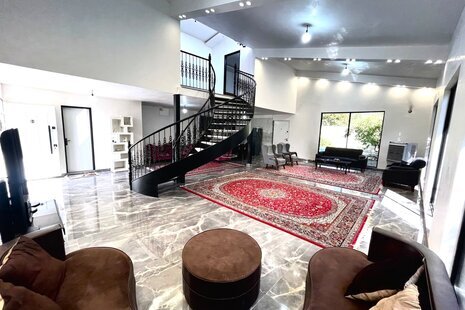 ویلا دوبلکس استخردار دوخواب مبله در کرج آرامش