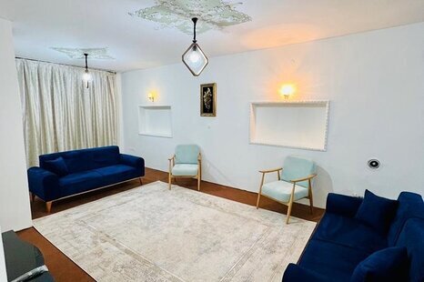 آپارتمان مبله دوخواب طبقه اول در شیراز