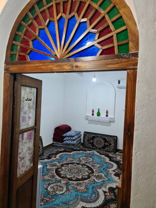 اتاق سه نفره ساحلی (8) در اقامتگاه بومگردی بوشهر