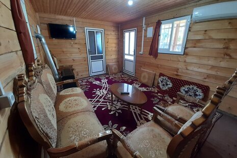 کلبه چوبی سعدی در روستای سیاهدول