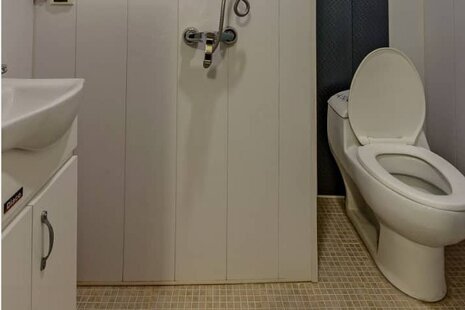 اتاق یک تخت در هتل آپارتمان اصفهان