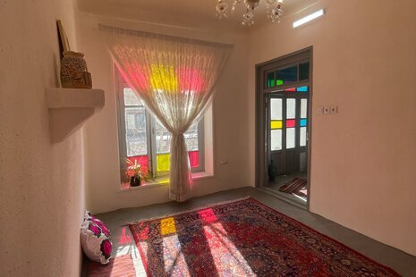 اتاق گل بانو در خانه تاریخی بومگردی مشهد