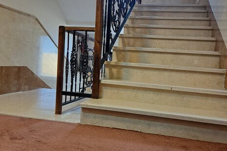 واحد تکخواب 5 تخته در هتل آپارتمان صومعه سرا