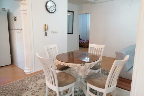 واحد مبله تکخواب طبقه همکف ویلا بهار در بندرانزلی