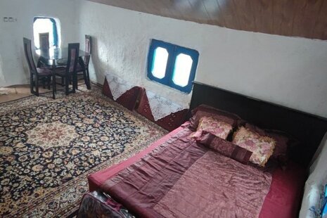 کلبه کاهگلی مبله باران در چمستان