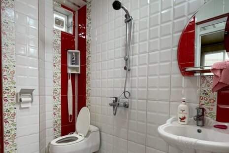 واحد سه خواب در طبقه اول ویلا کنار دریا در بندرانزلی