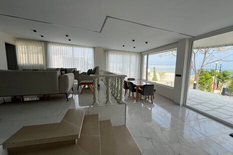 ویلا مبله سه خواب ساحلی نادر در رامسر