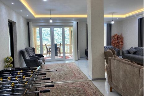 واحد مبله سه خواب در طبقه اول ویلا در آستارا