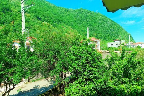 واحد دوخواب در طبقه دوم ویلا جنگلی رامسر