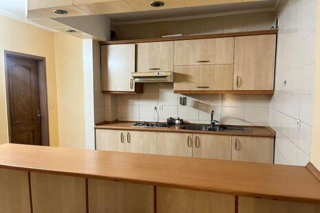 سوئیت 25 متری شروین واحد 4 در اصفهان