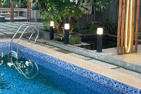 کلبه سوئیسی استخردار مبله دوخواب در چهارباغ