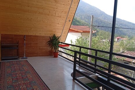 کلبه سوئیسی جنگلی دوخواب راحیل سه هزار در تنکابن