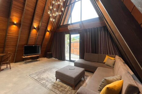 کلبه سوئیسی استخردار دوبلکس دوخواب آوان در چالوس