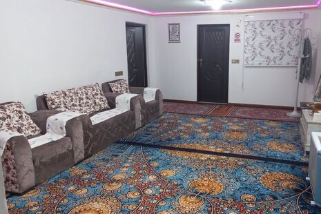 واحد مبله تکخواب خان رمکی در طبقه همکف ویلای جواهرده