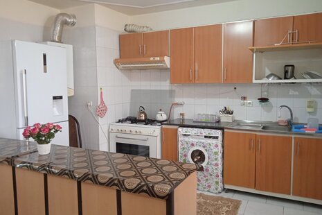 آپارتمان مبله دو خواب در صدرا