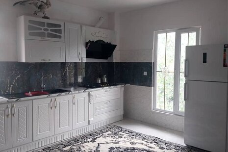 واحد دوخواب مبله در طبقه دوم ویلا فاطیما در فومن