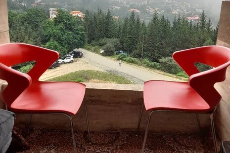 سوئیت مریم در مجتمع اقامتی بام جواهرده