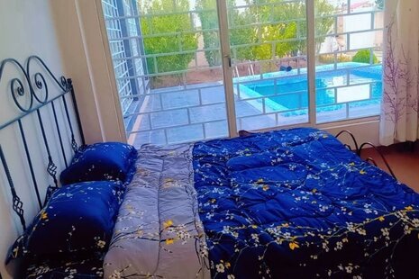 ویلا استخردار دوخواب گل نرگس در ساوجبلاغ