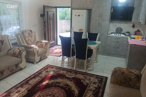 واحد تکخواب در طبقه همکف ویلا در رامسر