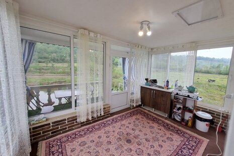 واحد تکخواب سکوت سقالکسار در طبقه دوم ویلای رشت