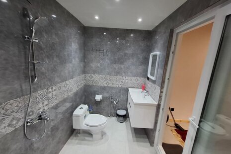 کلبه سوئیسی دوخواب مدرن در نمک آبرود