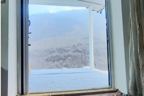 واحد تکخواب در طبقه همکف ویلای رحیم آباد