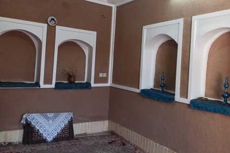 اتاق در اقامتگاه بومگردی در ورزنه