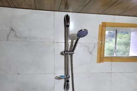 واحد مبله تکخواب دنیا 1 در طبقه اول ویلا تنکابن