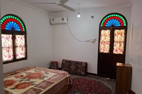 اتاق سه نفره ساحلی (8) در اقامتگاه بومگردی بوشهر