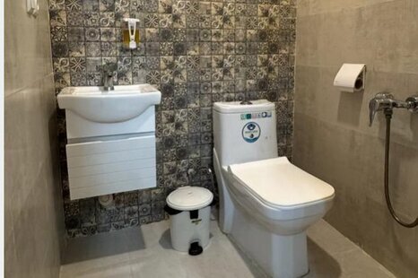 واحد 25 متری اتاق شقایق در بومگردی قشم