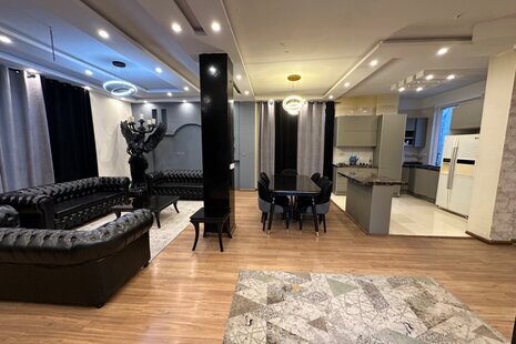 ویلا استخردار چهارخواب آنتیک در رودهن