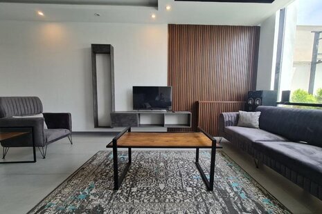 ویلا دوبلکس مدرن استخر شیشه ای در کردان