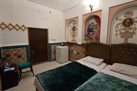 اتاق(7) در اقامتگاه بومگردی یزد