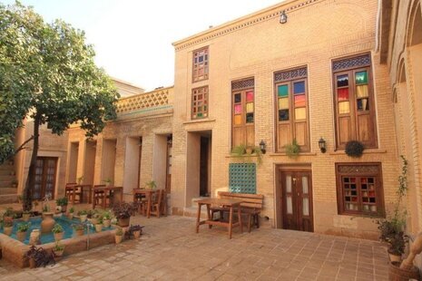 اتاق 2 نفره ایوان در اقامتگاه سنتی شیراز