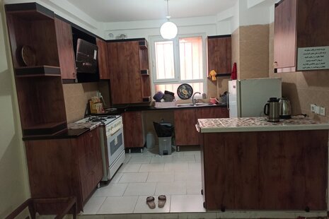 آپارتمان مبله تکخواب در صدرا