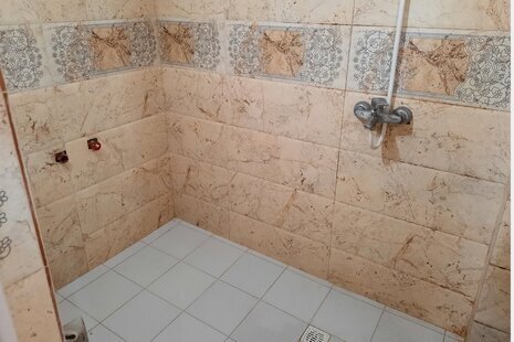 واحد در طبقه همکف باران چابکسر