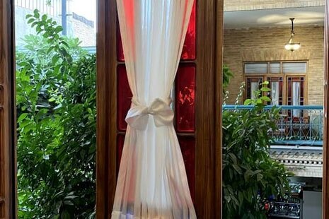 اتاق 12 متری مستردار در عمارت بومگردی شیراز