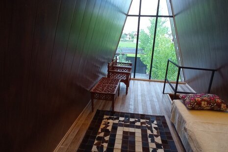 کلبه سوئیسی استخردار سه خواب جنگلی در چمستان