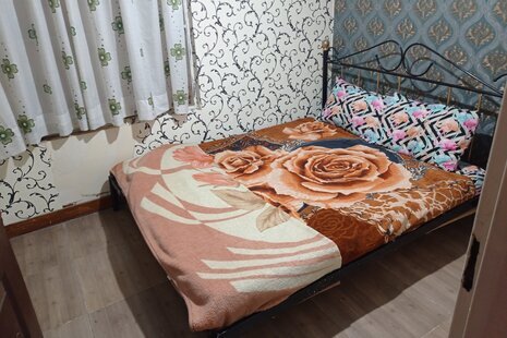 خانه ویلایی استخردار در کردان