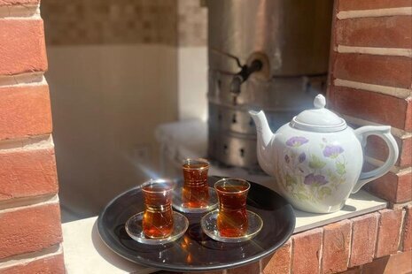اتاق سه نفره با سرویس فرنگی در هتل تهران