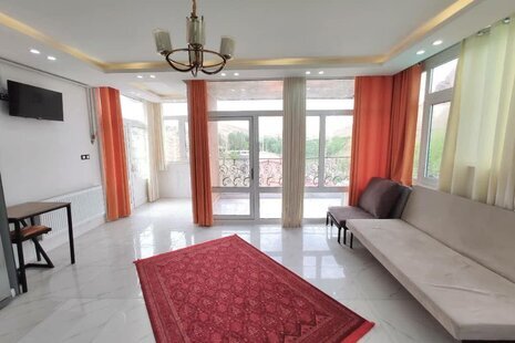 واحد تکخواب مبله استخردار 5 در بومگردی زنجان