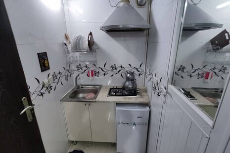 سوئیت سه تخت در مسافرخانه مشهد