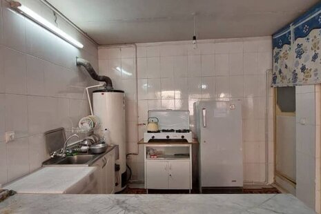 سوئیت سنتی مقبره خیام عطار در نیشابور