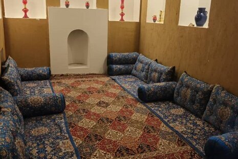 اتاق تاج الملوک در اقامتگاه بومگردی دهاقان