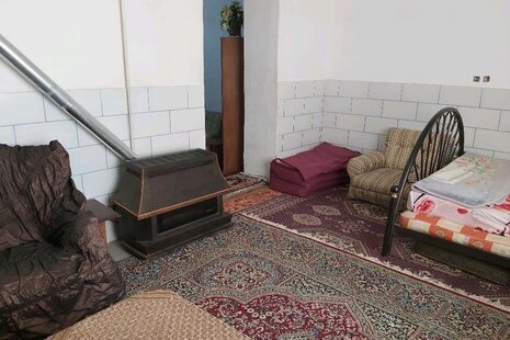 سوئیت مبله 65 متری در ماهان کرمان